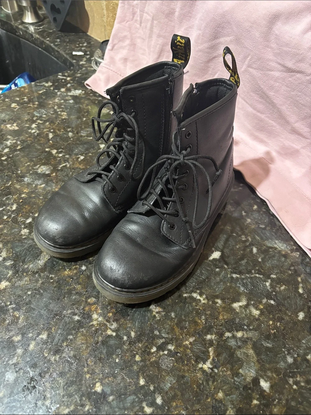 Dr. Martens 1460 JR boots! Youth 4